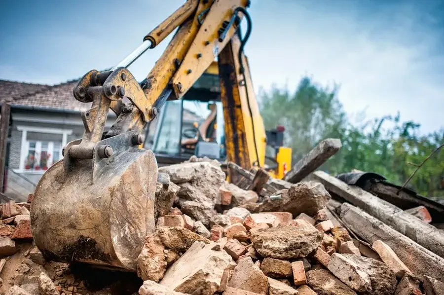 How Demolition Service Prepares Your Home For Renovation Far Rockaway, NY