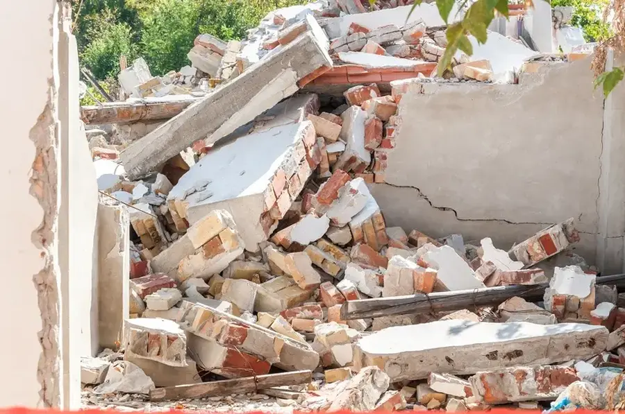 How Demolition Service Prepares Your Home For Renovation in Far Rockaway, NY